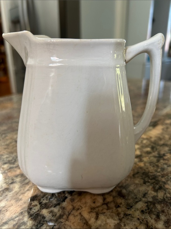 Alfred Meakin Other - Alfred Meakin Classic White Ironstone Pitcher
